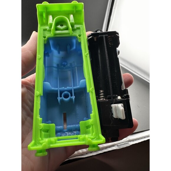 2017 Gullane Thomas Train Trackmaster Motorized Limited Edition Hyper Glow WORKS - Picture 9 of 16